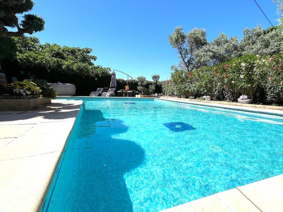 Apartmán Le Jardin De Mae Bouc-Bel-Air Exteriér fotografie