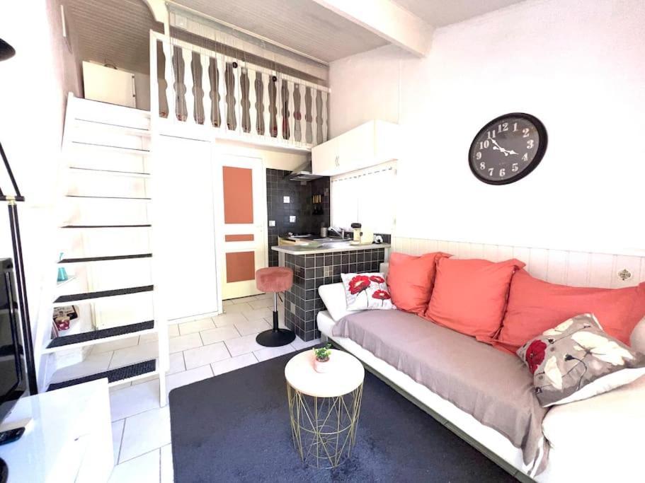 Apartmán Le Jardin De Mae Bouc-Bel-Air Exteriér fotografie